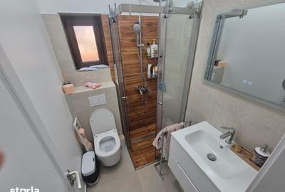Casă cu 3 camere cu Teren 110 Mp în Central