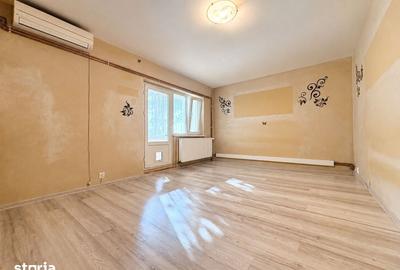 Apartament cu 3 camere decomandat în Aradului
