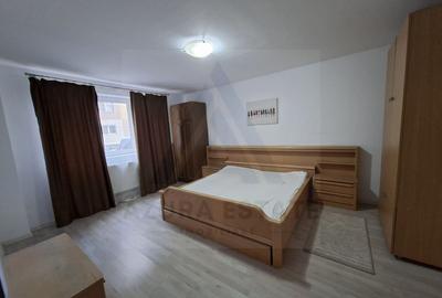 Apartament cu 3 camere semidecomandat, mobilat în Hipodrom 3 - 8