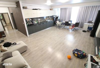 Apartament cu 3 camere în Central