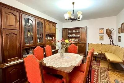 Apartament cu 4 camere în UTA