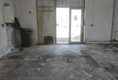 Spațiu comercial, de 49 mp, în Central - 1