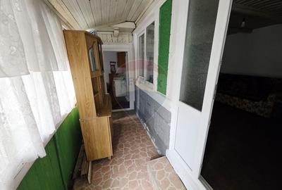 Casă individuală cu 4 camere cu Teren 1677 Mp în Slobozia (Roznov) - 15