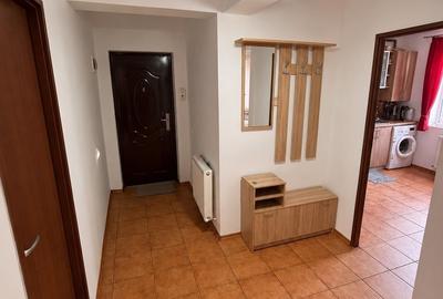 Apartament cu 2 camere decomandat în Turnișor