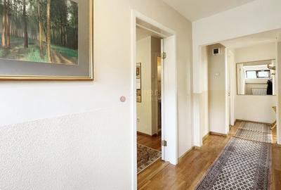 Apartament cu 4 camere decomandat, mobilat în Central - 12