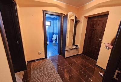 Apartament cu 2 camere decomandat, mobilat în Exterior Sud