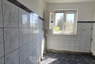 Apartament cu 4 camere în Aleea Trandafirilor - 4