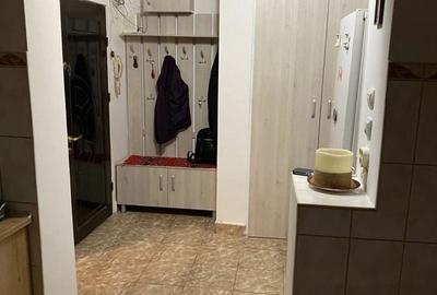 Apartament cu 2 camere semidecomandat în Dacia