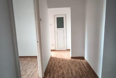 Apartament cu 3 camere decomandat în Drumul Taberei - 4