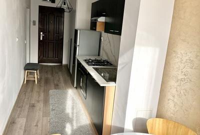 Garsonieră decomandată în Central - 6