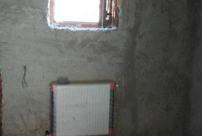 Casă cu 3 camere cu Teren 1200 Mp în Dudeștii Noi - 9