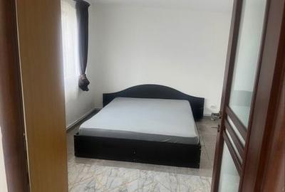 Casă cu 3 camere cu Teren 500 Mp în Central - 2