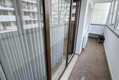 Apartament cu 2 camere semidecomandat, mobilat în Florești