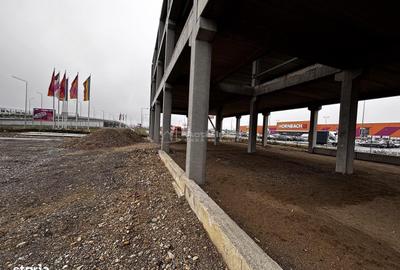 Spațiu comercial, de 1,800 mp, în Iosia
