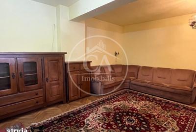 Apartament cu 3 camere decomandat în Orașul Nou