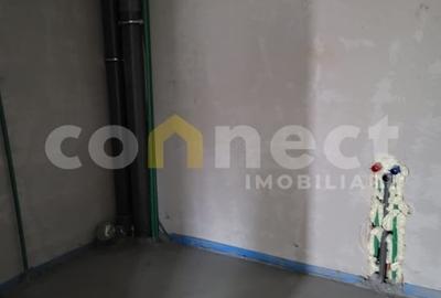 Apartament cu 4 camere semidecomandat în Între Lacuri - 10