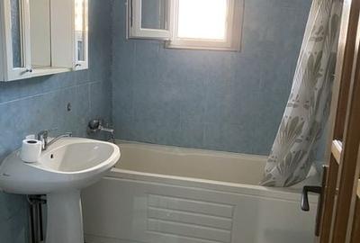 Apartament cu 3 camere în Florești