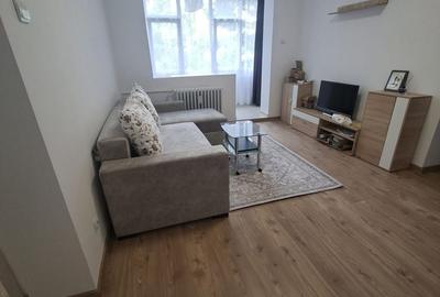 Apartament cu 2 camere în Tudor Vladimirescu