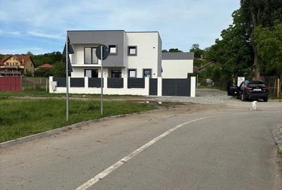 Casă cu 4 camere cu Teren 350 Mp în Exterior Vest - 4