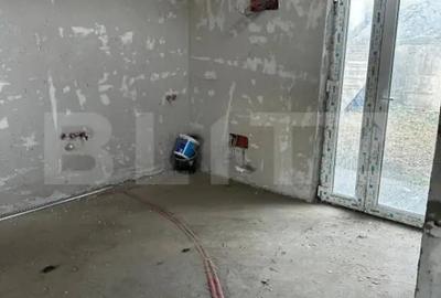 Casă cu 3 camere cu Teren 351 Mp în Câmpenești