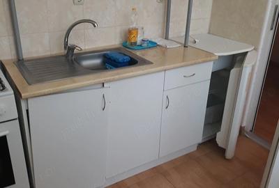 Apartament cu 2 camere semidecomandat în UTA