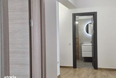 Apartament cu 3 camere decomandat în Tractorul - 5