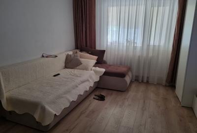 Apartament cu 3 camere decomandat în Central - 2