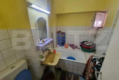 Apartament cu 4 camere decomandat în Cornitoiu - 1