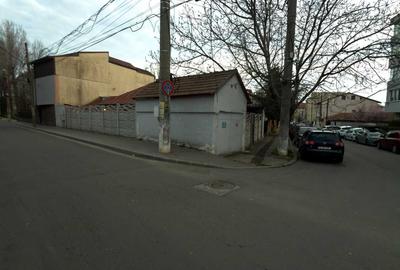 Casă cu 4 camere cu Teren 198 Mp în Central - 3