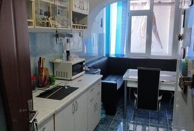 Apartament cu 3 camere în Traian - 3