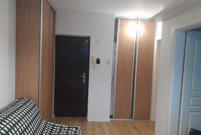 Garsonieră decomandată în Florești