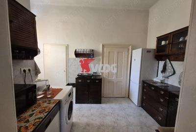 Apartament cu 2 camere semidecomandat în Badea Cârțan - 1