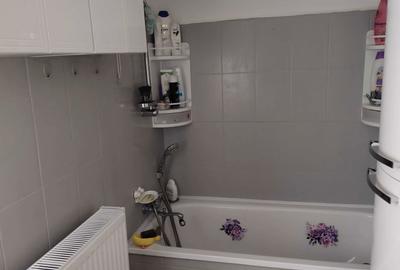 Apartament cu 3 camere decomandat în Fălticeni