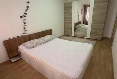 Apartament cu 2 camere semidecomandat în UMT