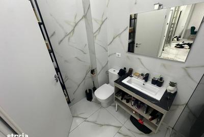 Apartament cu 2 camere decomandat în Fundeni