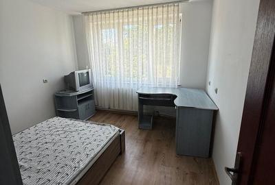 Apartament cu 2 camere semidecomandat în Sud - 11