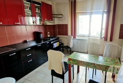 Apartament cu 4 camere semidecomandat, mobilat în 13 Septembrie