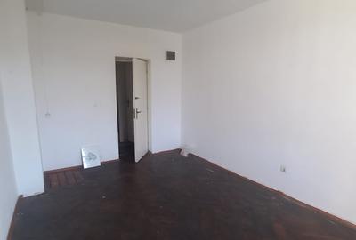 Apartament cu 3 camere semidecomandat în Calea Victoriei - 10