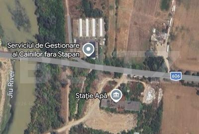 Teren de 4000 mp, în Cernele