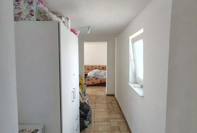 Casă cu Teren 916 Mp în Vânători - 2
