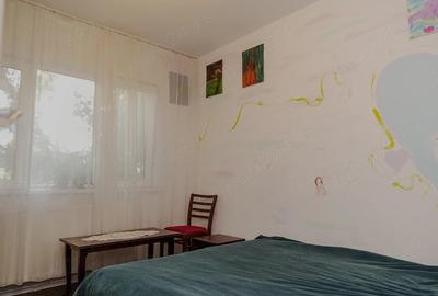 Apartament cu 4 camere semidecomandat în Șega