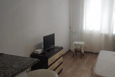 Garsonieră semidecomandată în Far - 1