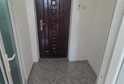 Garsonieră semidecomandată în CET - 7
