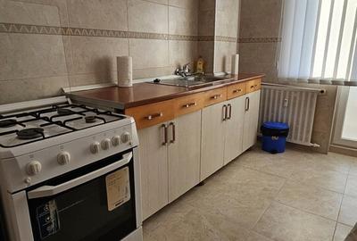 Apartament cu 3 camere decomandat în Ultracentral