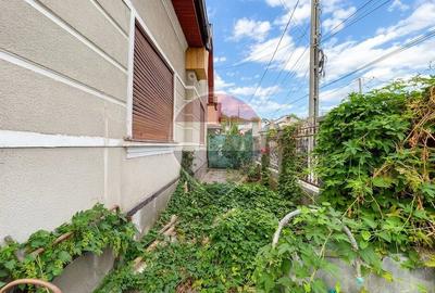 Casă cu 6 camere cu Teren 1000 Mp în Central