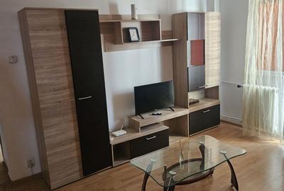 Apartament cu 3 camere semidecomandat în Pantelimon - 2