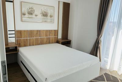 Apartament cu 2 camere decomandat în Între Lacuri