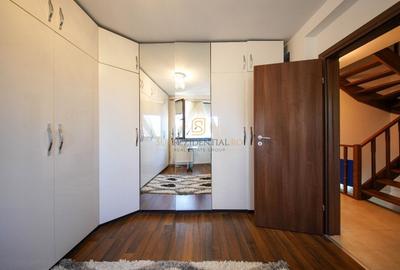 Duplex cu 4 camere cu Canalizare în Central - 8