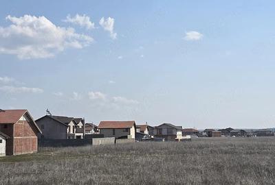 Teren de 461 mp, în Central - 3