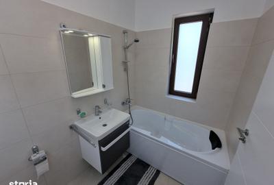 Apartament cu 3 camere decomandat în Iancului